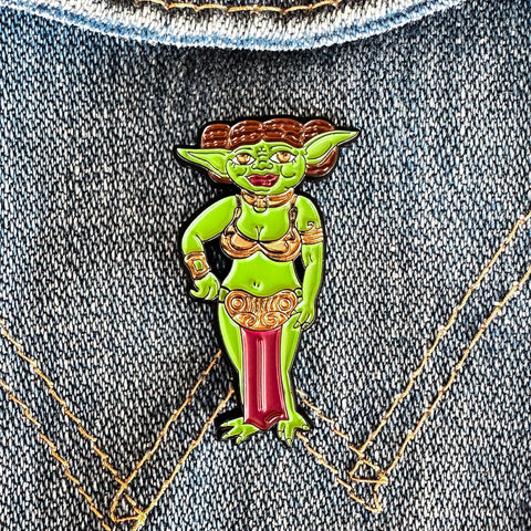 Baby Yøda's Mom Pin